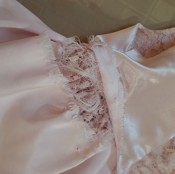 Girl light pink lace dress size 6 - Picture 2 of 7